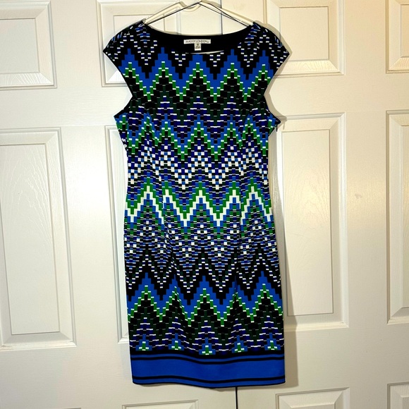 Maggy London dress blue pixelated chevron print - Picture 2 of 12